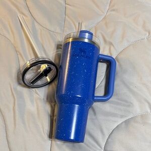 Stanley Blue Speckled Travel Mug with Straw
